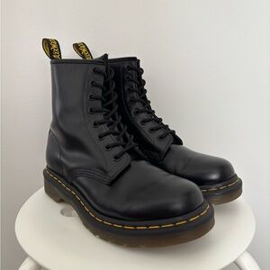 Dr. Martens 1460 narrow smooth leather lace up boots